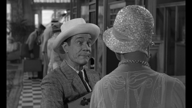 vlcsnap-2017-06-18-19h47m02s928